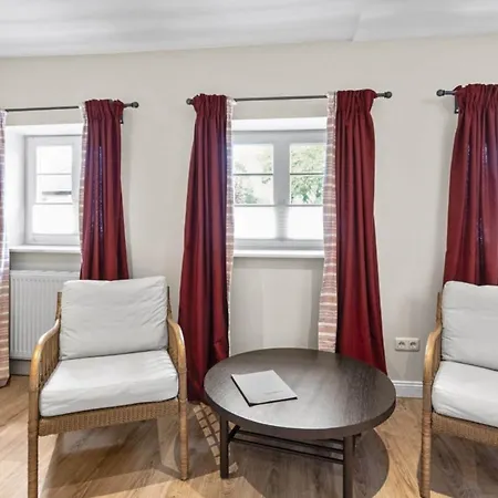 Luedersburger Strasse 15a Apartment