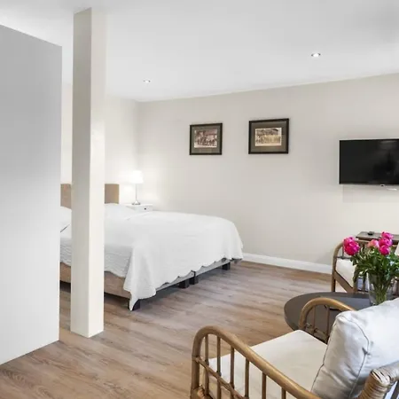 Luedersburger Strasse 15a Apartment